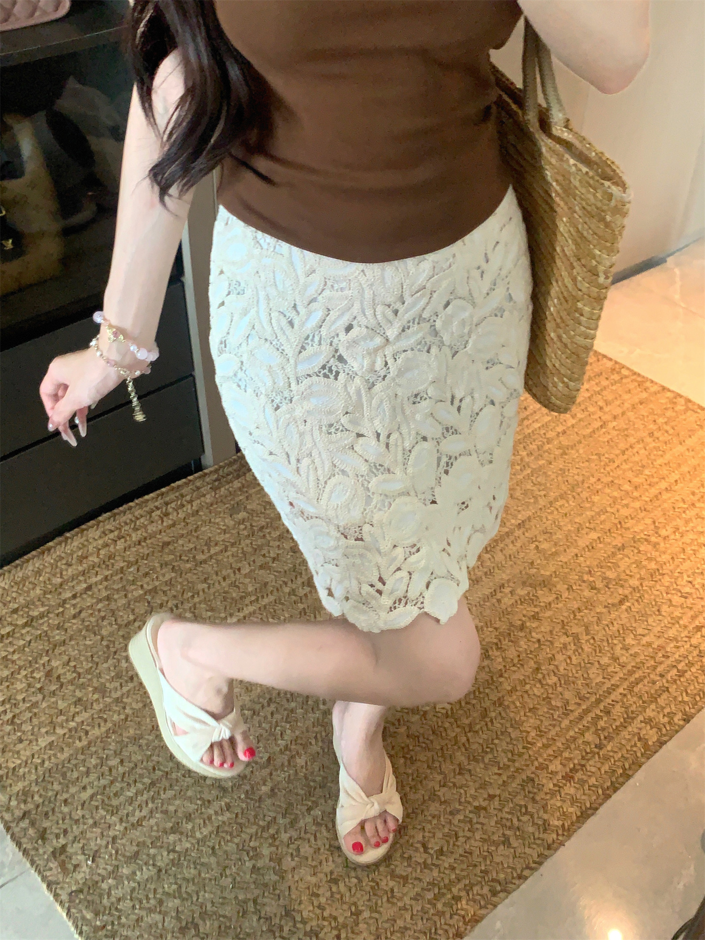 French Style Embroidered Lace A-Line Mini Skirt - Image 2