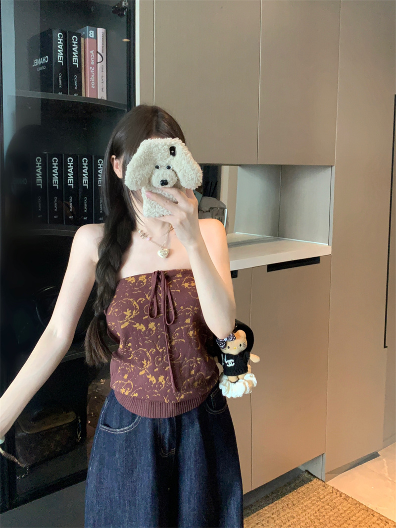 Women's Vintage Knit Vest in Apricot Brown Black - Image 2