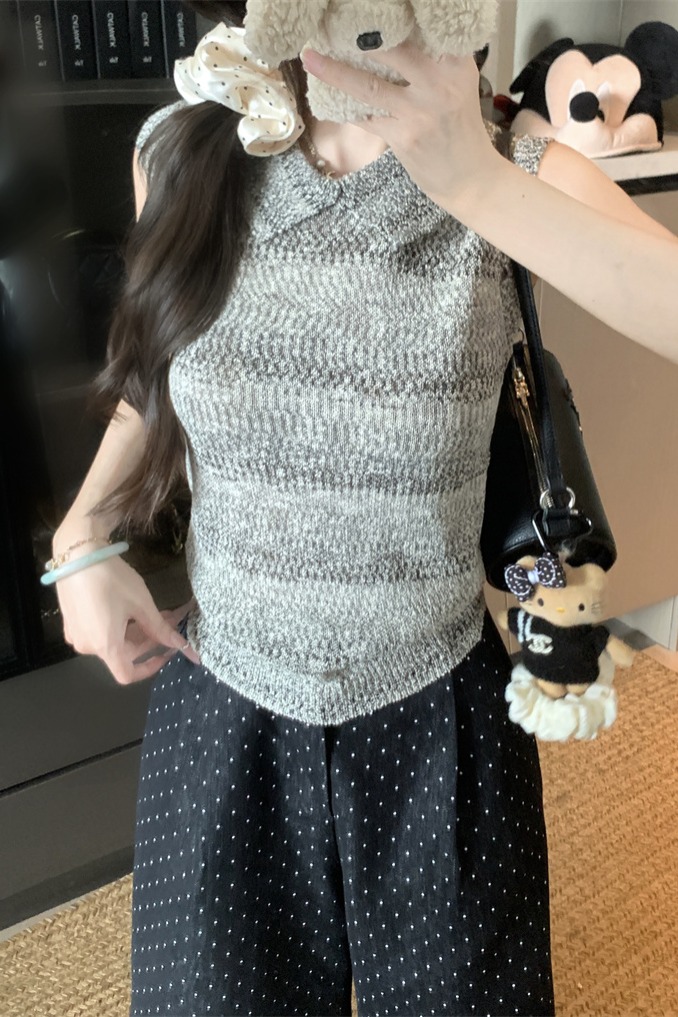 Slim Fit Knit Top with Collar Sleeveless Vest for Women - Image 5