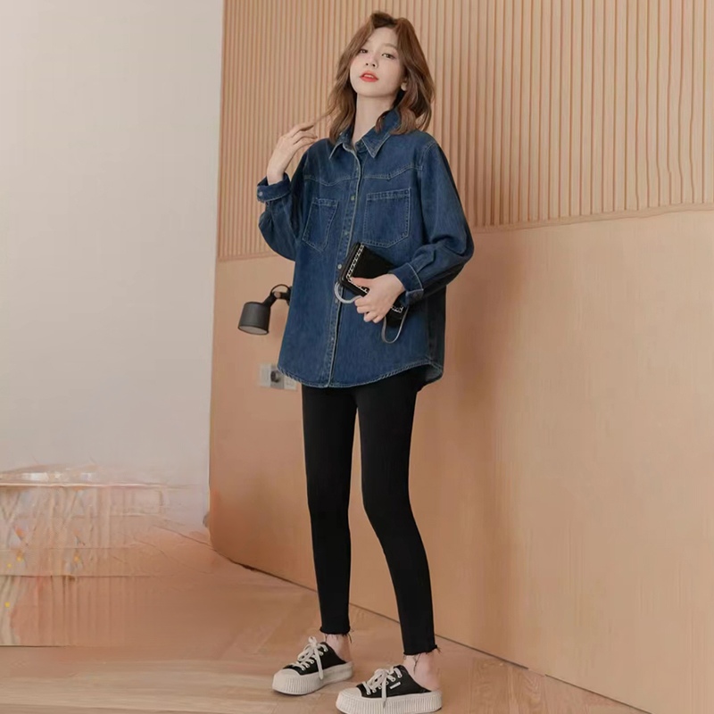 Women’s Loose Fit Retro Denim Shirt with Layered Design – Fleece and Thickened Options